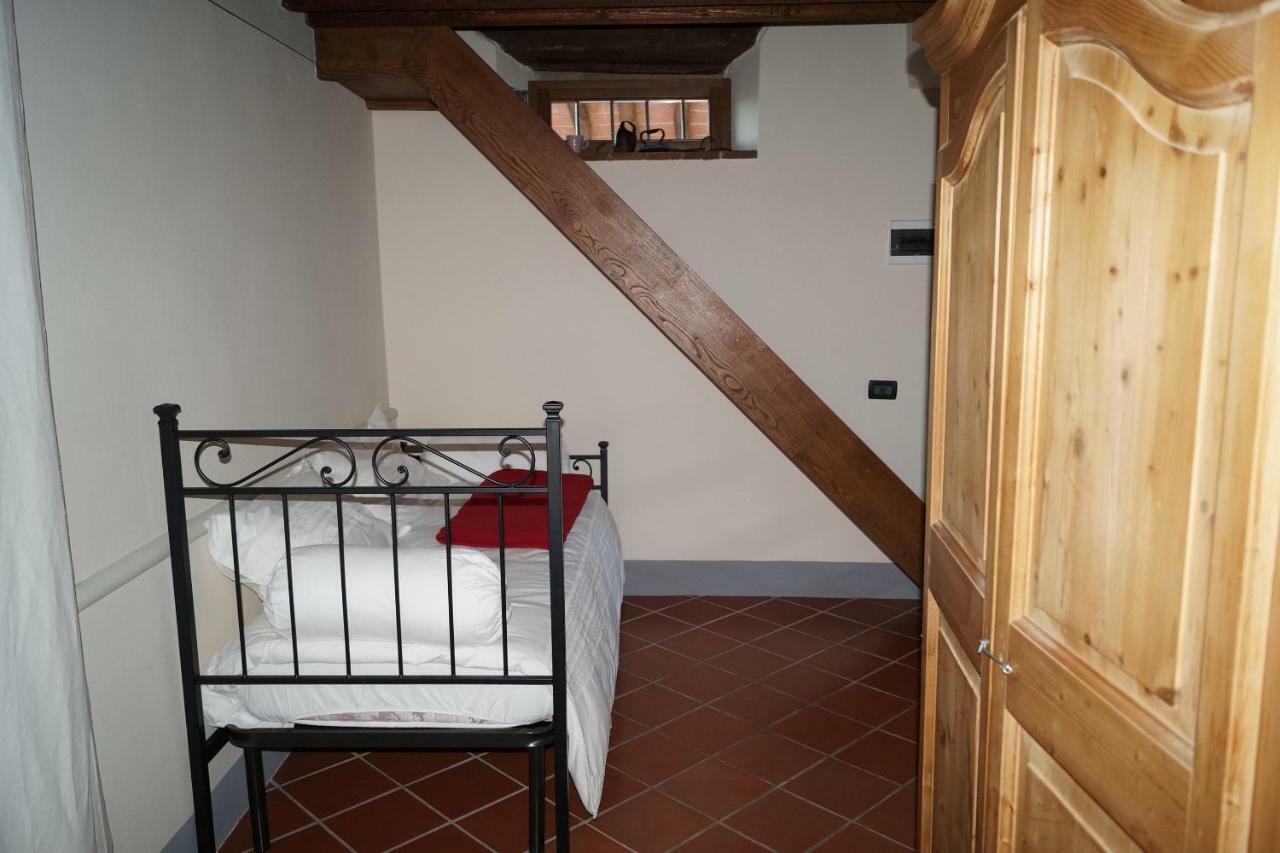 דירות Talla Il Borghetto Di Carra מראה חיצוני תמונה